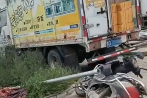 内蒙古赤峰通报“一货车冲进集市”：造成3死3伤