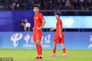 国足亚运队0-2韩国无缘半决赛，中国香港击败伊朗闯入四强