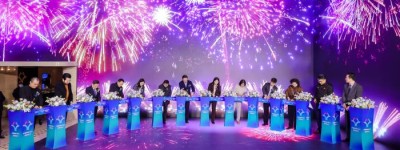 全国首家全高帧LED影院落成 乌尔善、费翔任名誉推广大使