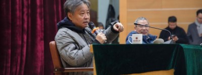 作家余华分享快乐秘籍：缩小和遗忘不快乐