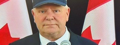 福特戴上这样的帽子去见杜鲁多：向特朗普传递明确信息