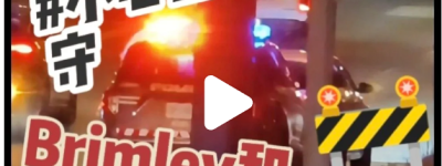 提醒司机士嘉堡这个路口不准左转：警察守株待兔最多一次抓50辆车