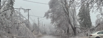 安省39万用户受停电影响恢复需要“数天”，多所学校停课