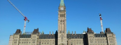 裂痕中的参政之路：华人族群内部矛盾对加拿大华裔政治参与的影响