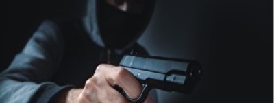 约克区旺市惊现持械入室抢劫，警方通缉四名嫌疑人