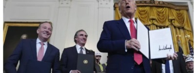 强加关税，加拿大姥姥杠上川普姥爷总统