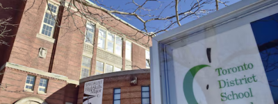 两票险胜！多伦多公校教育局否决强制性的“平权捐赠”