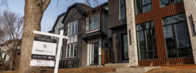 过去25年，加拿大房价挺过了每一次危机，但是这次怕挺不过去了