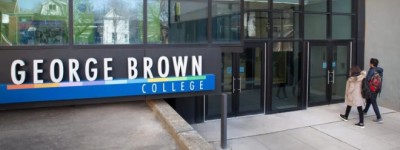 多伦多高校关停语言课程！”他们满脑子都是钱，留学生千万别来！”