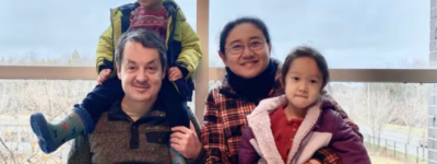 加拿大2孩华人妈妈用ChatGPT养娃：三餐作业全包办！专家发警告