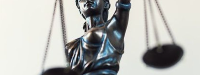 安省男子强迫妻子与自己和他人同时发生性关系被判刑