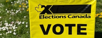 加国联邦自由党又丢一席 组建多数政府还有戏吗