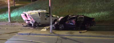 多伦多凌晨4车相撞5人送医治疗，其中一名司机逃离现场