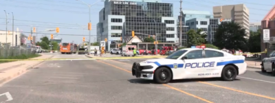 密西沙加一汽车撞多名行人：一名男子当场身亡另有三人送医