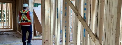 领先全国！卑诗今年已增67,000全职岗位！ 平均时薪38.07元