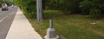 多伦多一周内至少五部超速摄像头遭破坏：有的连腰砍断