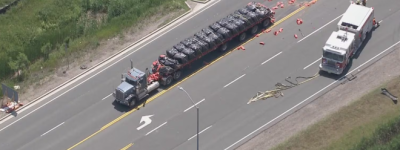 大多伦多一辆SUV和一辆运输卡车相撞：一人死亡另一人住院