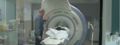 越来越多加拿大人网上找偏方治病 医生警告