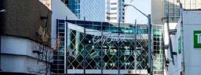 加拿大西部这大商场撑不下去 破产了