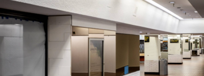 时代的眼泪! 多伦多50年老商场成”鬼区”! 突然通知, 商铺全关…