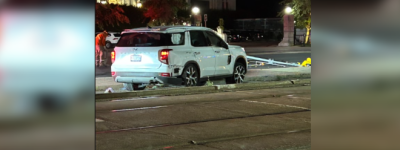 多伦多27岁女子涉嫌酒驾：驾驶被盗车撞上电线杆翻车后被捕