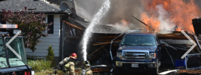 Barrie民宅发生爆炸起火：一人伤势严重被救护车送往医院