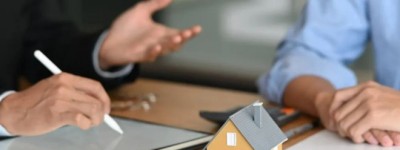 BC邻居因停车位纠纷被拖车 闹上法庭