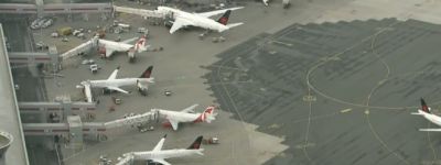 加航罢工大批华人受影响：有人滞留墨西哥香港有家不能回