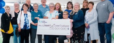 加拿大70岁女渔民与友合赢5000万彩票大奖 当场宣布退休