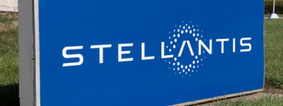 Stellantis在宾顿裁员3000：总裁被召到渥太华“解释清楚”