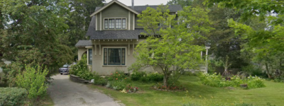 万锦男子打官司赢了：获准在自家后院车库位置建带两套住宅附属房