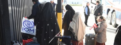 专家警告：特朗普暂停庇护后，美国阿富汗难民或大规模偷渡加拿大