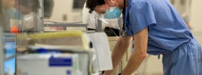 魁省安省多家医院、养老院再次强制要求佩戴口罩！