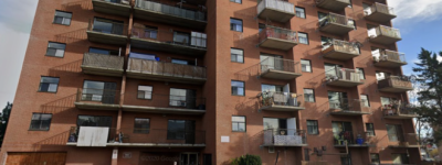 安省”恐怖大楼”曝光: 走廊惊现粪便和血迹! 天一黑, 吓死人…