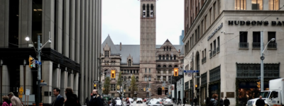 卡尼表示，杜鲁多在一项失败的气候战略上浪费了2000亿加元