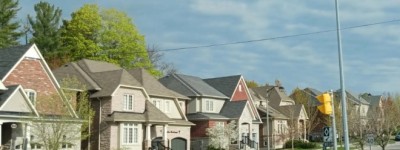 万锦华人独立屋纠纷反转：租客获准回迁，屋主反被勒令搬出