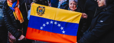 加拿大委内瑞拉人欢呼马杜罗倒台，同时担忧接下来会发生什么