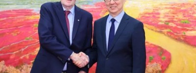 中国国家副主席韩正会见加拿大前总理克雷蒂安