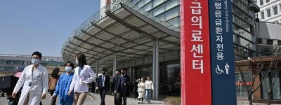 韩国医生团体拒绝妥协方案 要求政府放弃医学院扩招