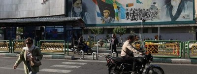 伊朗官媒指伊朗暂停飞越多城市航班