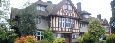 温哥华单亲妈妈、白富美谈了一场鸡飞蛋打的恋爱