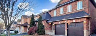 错误时间买公寓：多伦多硕士夫妻打两份工也无法实现独立屋梦想