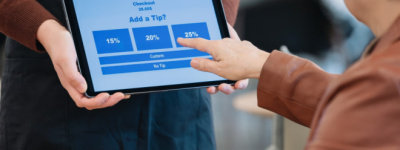 加拿大人快被小费给折磨疯了：“建议小费金额”让人受不了