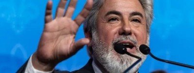 不想魁独就过来！魁北克自由党选出新领袖，挥舞联邦主义大旗