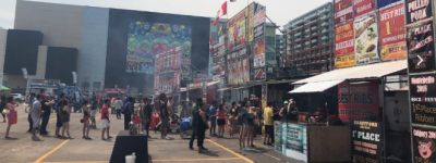 万锦人气美食节”翻车”：收门票、查包禁水！全网骂翻：别地都免费