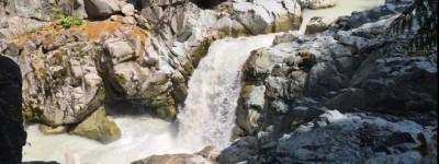 实拍大温附近新的热门景点 牛奶瀑布很美