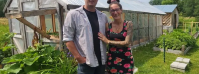 不是富二代也没有中彩票，加拿大小夫妻凭什么34岁就能退休？