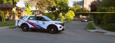 多伦多14岁少年涉枪击两人，警方破例公布姓名照片！