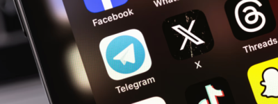 加拿大法院判了：马斯克的X因不雅照片被判赔偿10万加元