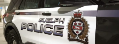 19岁男司机驾皮卡车将过斑马线一家三人撞倒：母亲死亡婴儿受伤